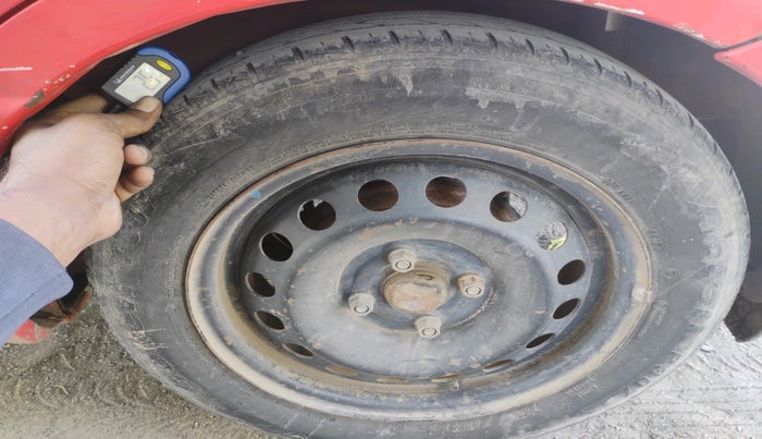 2014 Chevrolet Sail UVA 1.3 LS, Diesel, Manual, 1,61,216 km, tyre