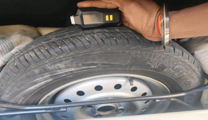 2022 Maruti New Wagon-R LXI CNG (O) 1.0, Petrol, Manual, 49,198 km, tyre