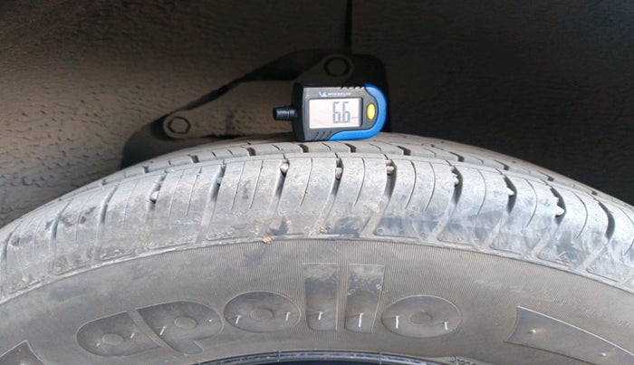 2019 Tata Harrier XM 2.0L KRYOTEC, Diesel, Manual, 1,25,107 km, tyre