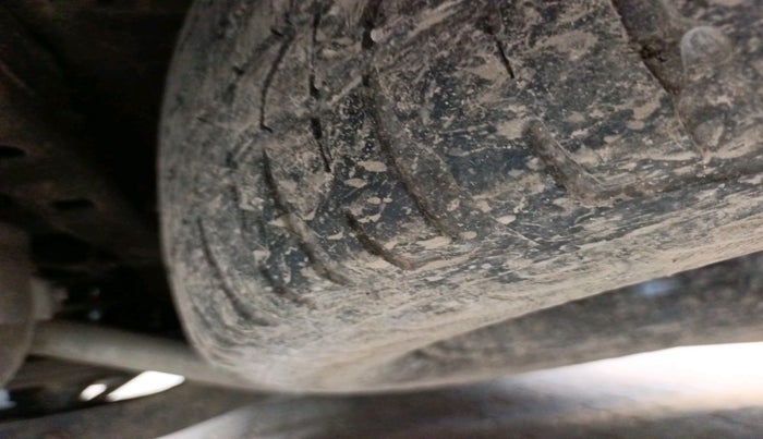 2014 Mahindra XUV500 W8, Diesel, Manual, 1,08,056 km, tyre