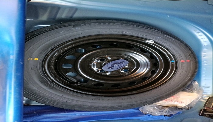 2022 Maruti Celerio VXI, Petrol, Manual, 4,143 km, tyre