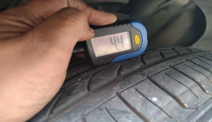 2021 KIA SELTOS HTE 1.5 DIESEL, Diesel, Manual, 90,854 km, tyre