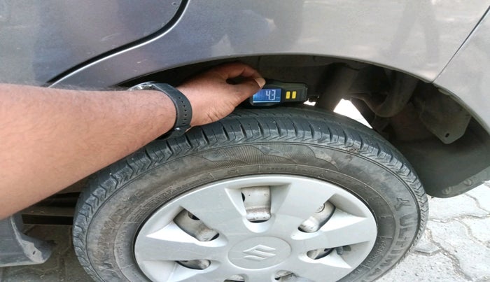 2014 Maruti Wagon R 1.0 LXI, Petrol, Manual, 65,215 km, tyre