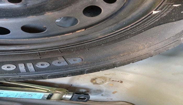 2017 Hyundai Grand i10 SPORTZ (O) 1.2 KAPPA VTVT, Petrol, Manual, 73,989 km, tyre