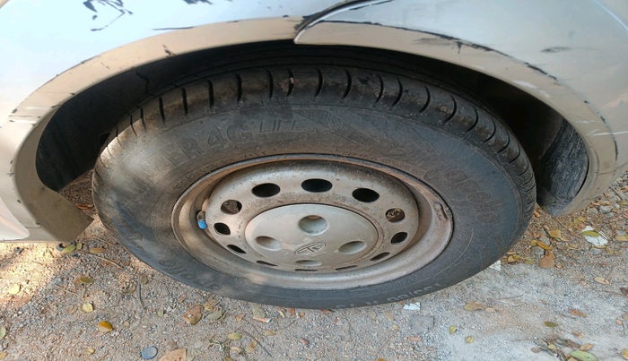 2010 Tata Indica V2 DLS, Diesel, Manual, 1,00,327 km, tyre