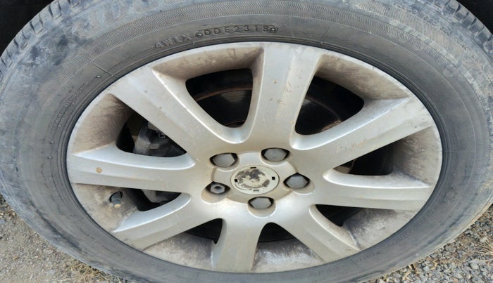 2012 Skoda Fabia ELEGANCE 1.2 MPI, Petrol, Manual, 79,899 km, tyre