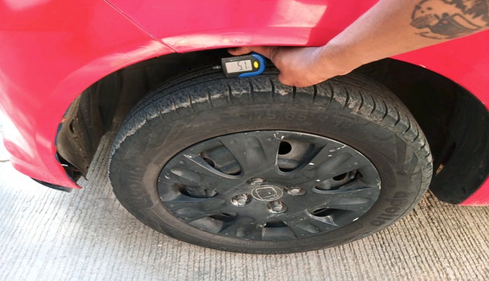 2014 Honda Brio S MT, Petrol, Manual, 77,420 km, tyre