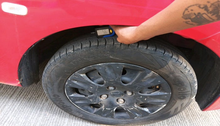 2014 Honda Brio S MT, Petrol, Manual, 77,420 km, tyre