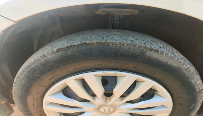 2013 Maruti Swift VXI, Petrol, Manual, 91,816 km, tyre