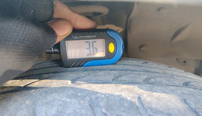 2013 Honda City 1.5L I-VTEC S MT, Petrol, Manual, 1,05,465 km, tyre