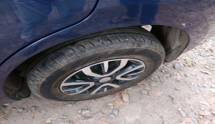 2021 Maruti Dzire VXI, Petrol, Manual, 18,295 km, tyre