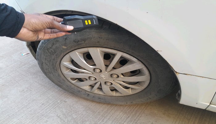 2013 Hyundai i10 MAGNA 1.2, Petrol, Manual, 60,045 km, tyre