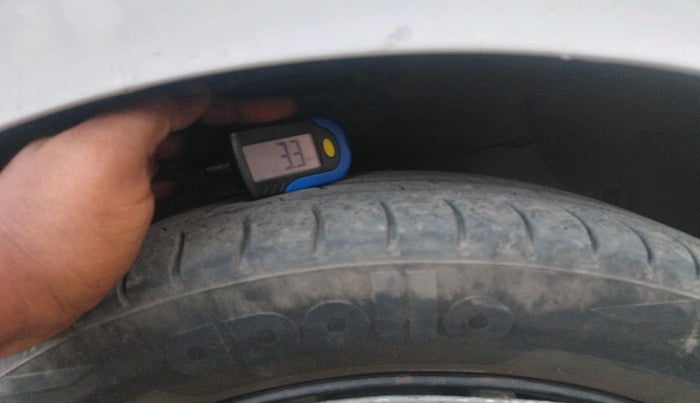 2014 Hyundai Grand i10 SPORTZ 1.1 CRDI, Diesel, Manual, 92,611 km, tyre