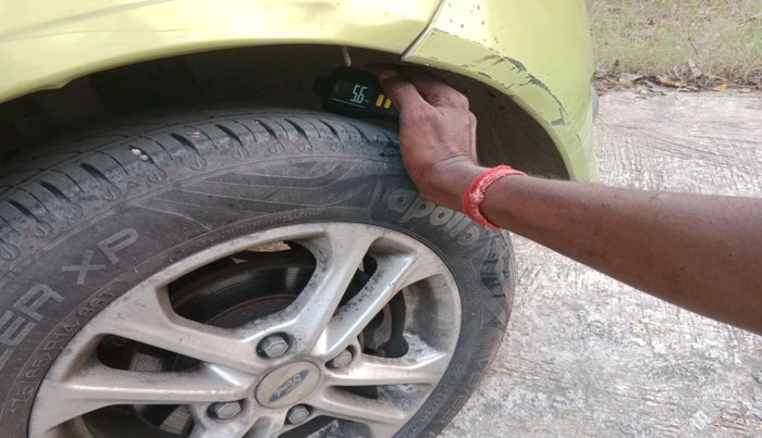 2010 Ford Figo ZXI 1.2 PETROL, Petrol, Manual, 82,039 km, tyre