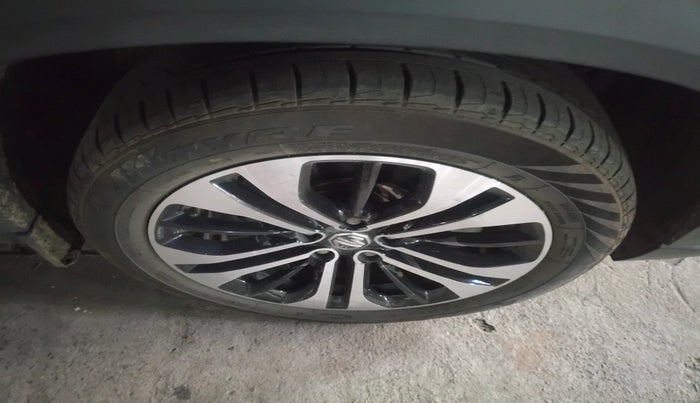 2021 MG HECTOR PLUS SHARP 1.5 PETROL TURBO HYBRID MT 6-STR, Petrol, Manual, 41,704 km, tyre