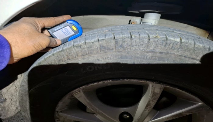 2016 Maruti Swift LXI (O), Petrol, Manual, 95,522 km, tyre