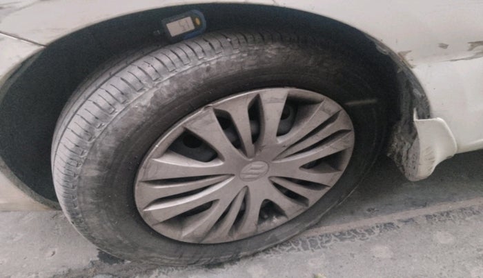 2013 Maruti Ertiga VXI, Petrol, Manual, 76,857 km, tyre