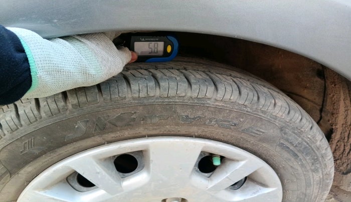 2013 Hyundai i20 MAGNA (O) 1.2, Petrol, Manual, 91,353 km, tyre