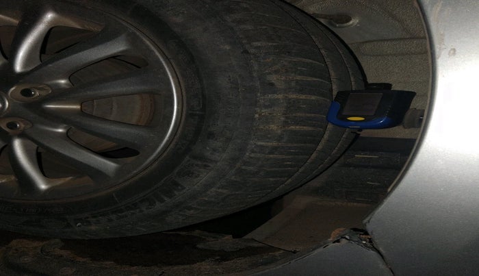 2011 Toyota Etios VX, Petrol, Manual, 51,180 km, tyre