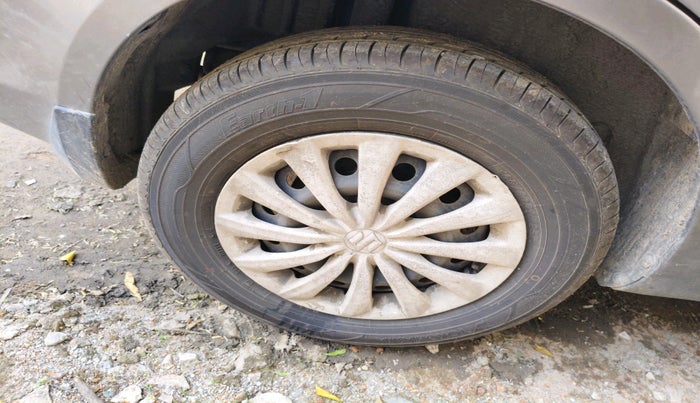 2016 Maruti Swift Dzire VDI ABS, Diesel, Manual, 1,99,350 km, tyre