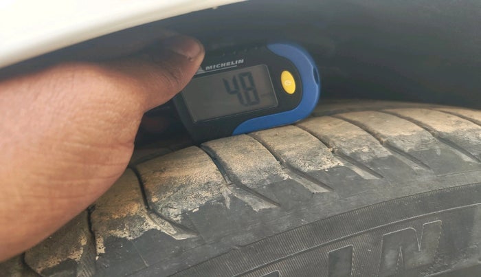 2016 BMW 3 Series 320d Prestige, Diesel, Automatic, 89,206 km, tyre