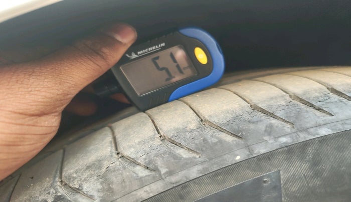 2016 BMW 3 Series 320d Prestige, Diesel, Automatic, 89,206 km, tyre