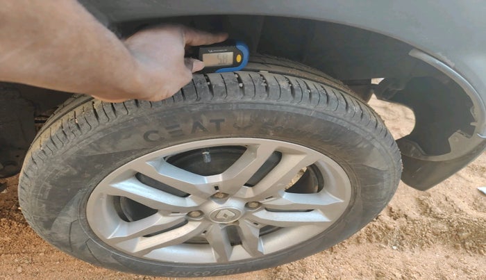 2022 Renault TRIBER RXZ DUAL TONE, Petrol, Manual, 32,857 km, tyre