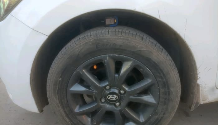 2020 Hyundai Elite i20 SPORTZ PLUS 1.2, Petrol, Manual, 1,34,000 km, tyre