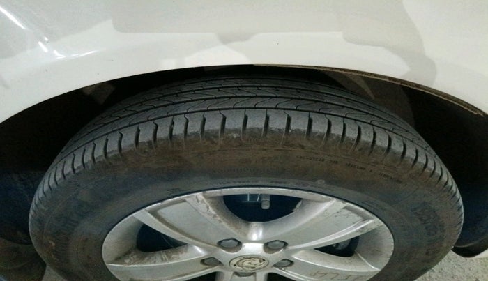 2012 Skoda Laura AMBIENTE 1.9 TDI MT, Diesel, Manual, 2,14,028 km, tyre