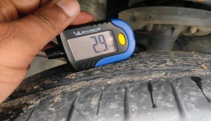 2024 Honda City 1.5L I-VTE V CVT, Petrol, Automatic, 27,518 km, tyre