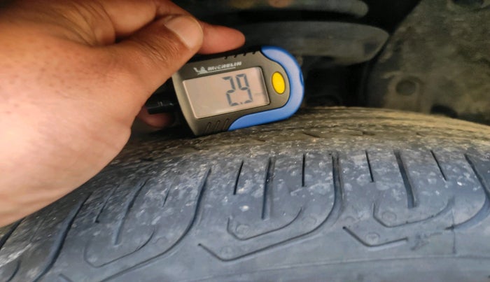 2024 Honda City 1.5L I-VTE V CVT, Petrol, Automatic, 27,518 km, tyre