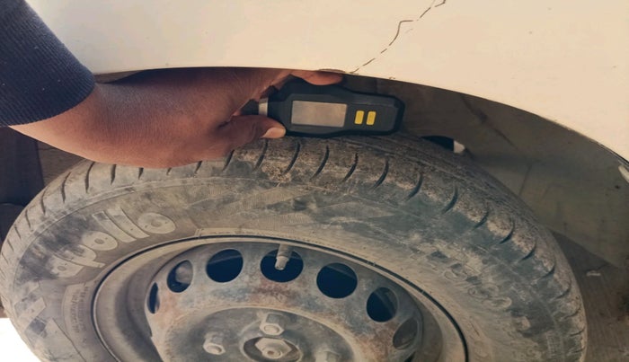 2015 Maruti Alto 800 LXI, Petrol, Manual, 83,043 km, tyre