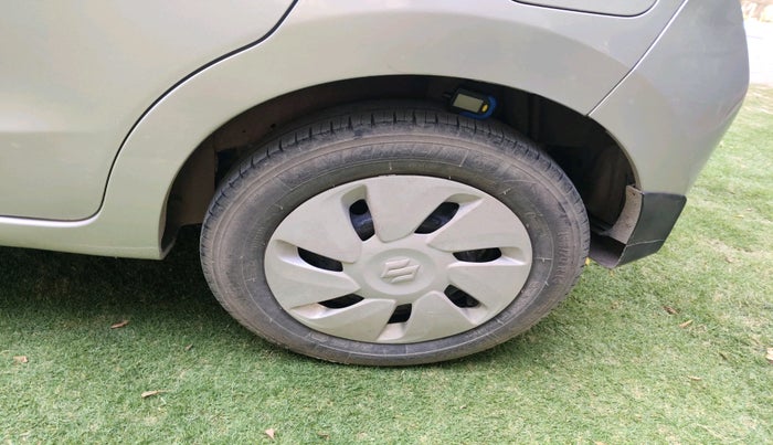 2014 Maruti Celerio VXI CNG, Petrol, Manual, 49,348 km, tyre