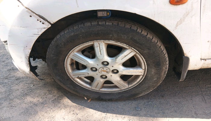 2011 Chevrolet Beat LT DIESEL, Diesel, Manual, 1,48,284 km, tyre