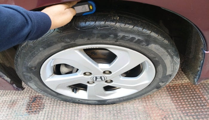 2016 Honda City 1.5L I-VTEC V MT, Petrol, Manual, 80,664 km, tyre