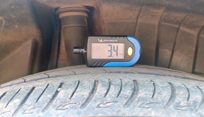 2017 Maruti Dzire ZDI PLUS AMT, Diesel, Automatic, 91,338 km, tyre