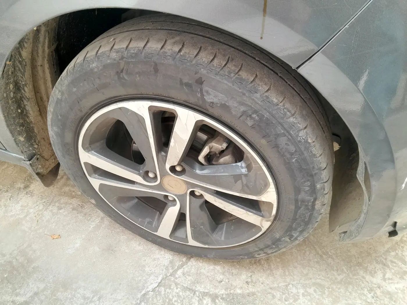 2023 Tata ALTROZ XZ PLUS O SUNROOF CNG, CNG, Manual, 53,281 km, tyre