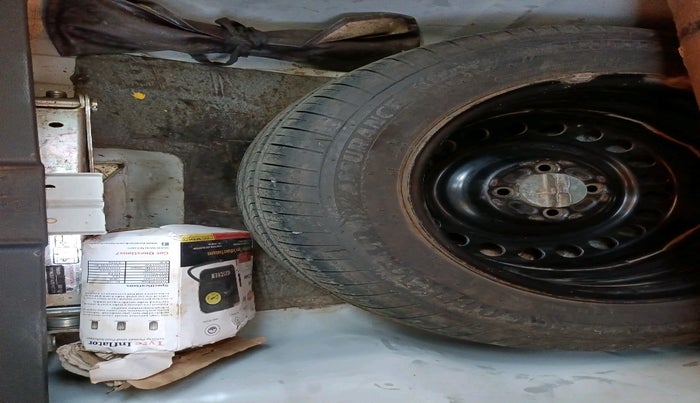 2015 Honda City 1.5L I-DTEC VX, Diesel, Manual, 1,51,574 km, tyre