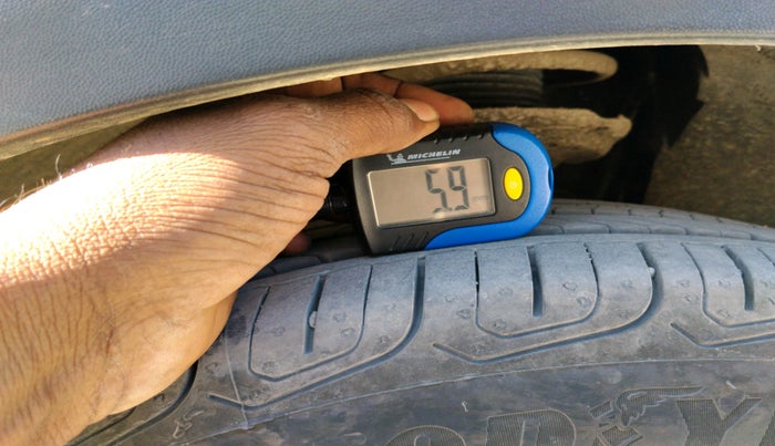 2022 Volkswagen TAIGUN TOPLINE 1.0 TSI MT, Petrol, Manual, 49,680 km, tyre