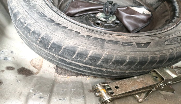 2011 Honda City 1.5L I-VTEC V MT, Petrol, Manual, 66,874 km, tyre