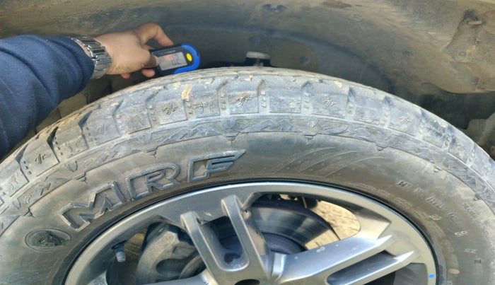 2023 Mahindra Thar LX D HT 2WD MT, Diesel, Manual, 38,720 km, tyre