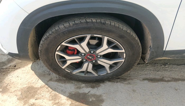 2023 KIA SELTOS GTX PLUS 1.4, Petrol, Manual, 15,436 km, tyre