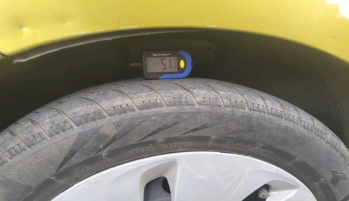 2015 Maruti Celerio VXI AMT, Petrol, Automatic, 25,207 km, tyre