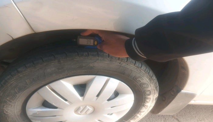 2012 Maruti Alto 800 LXI, Petrol, Manual, 82,450 km, tyre