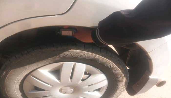 2012 Maruti Alto 800 LXI, Petrol, Manual, 82,450 km, tyre