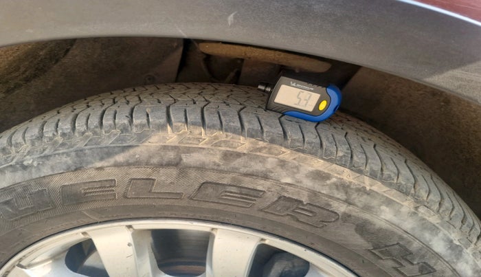 2019 Mahindra XUV500 W9, Diesel, Manual, 44,097 km, tyre