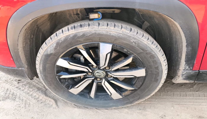 2019 MG HECTOR SHARP 2.0 DIESEL, Diesel, Manual, 63,847 km, tyre