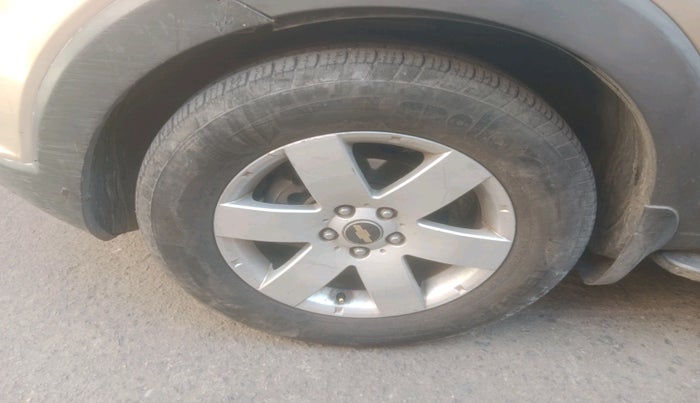 2010 Chevrolet Captiva LTZ AWD AT, Diesel, Automatic, 1,59,271 km, tyre