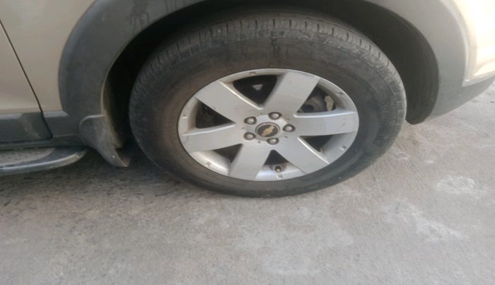 2010 Chevrolet Captiva LTZ AWD AT, Diesel, Automatic, 1,59,271 km, tyre