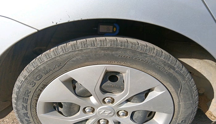 2019 Hyundai Xcent S 1.2, Petrol, Manual, 40,270 km, tyre